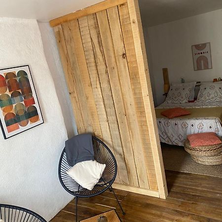 La Maison Du Commandeur Maine-de-Boixe Buitenkant foto